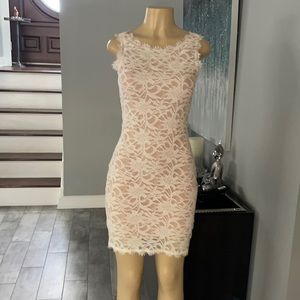 Women Jump white Lace  stretchy dress size 3-4 small New